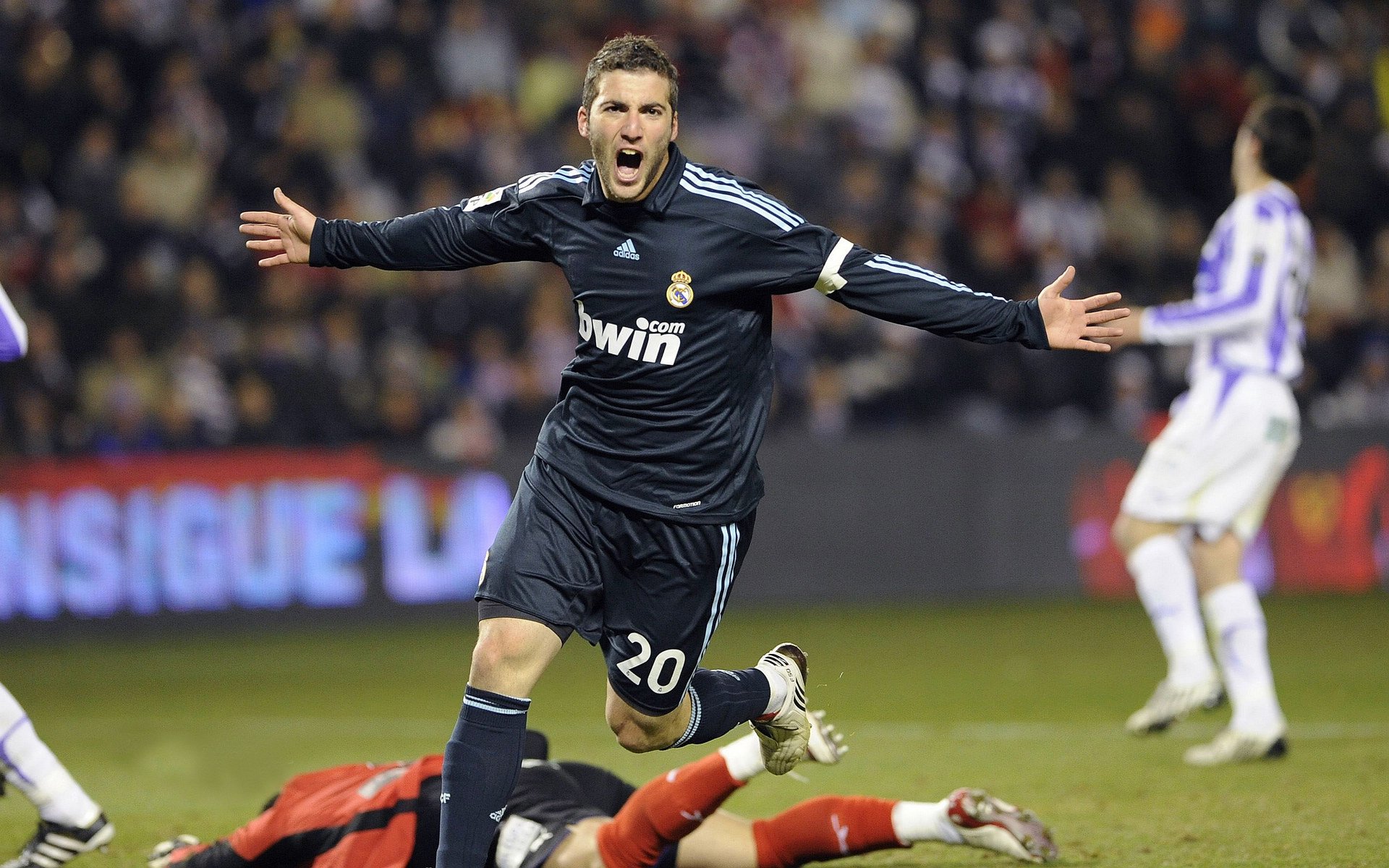 足球青训改革见成效 中国U18队夺得东亚杯冠军